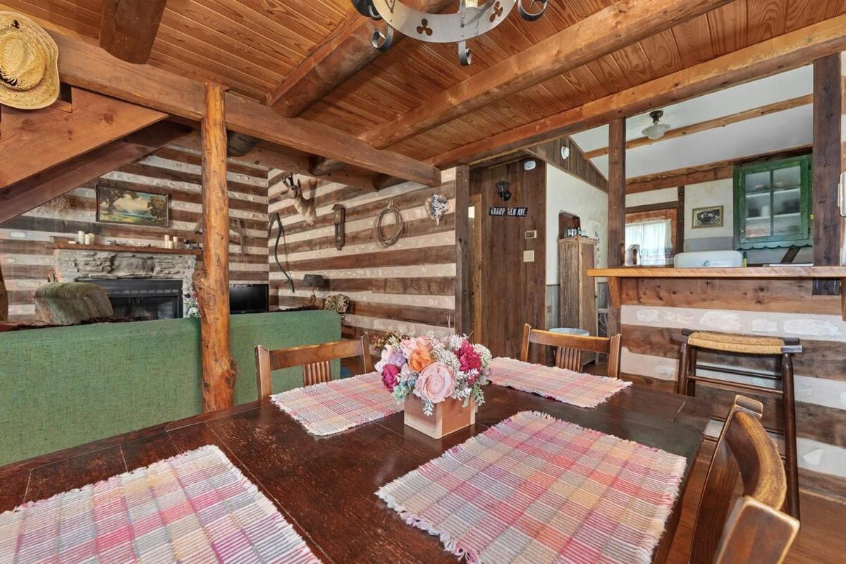 Das Eck Haus - Cozy Cabin Getaway 프레드릭스버그 외부 사진